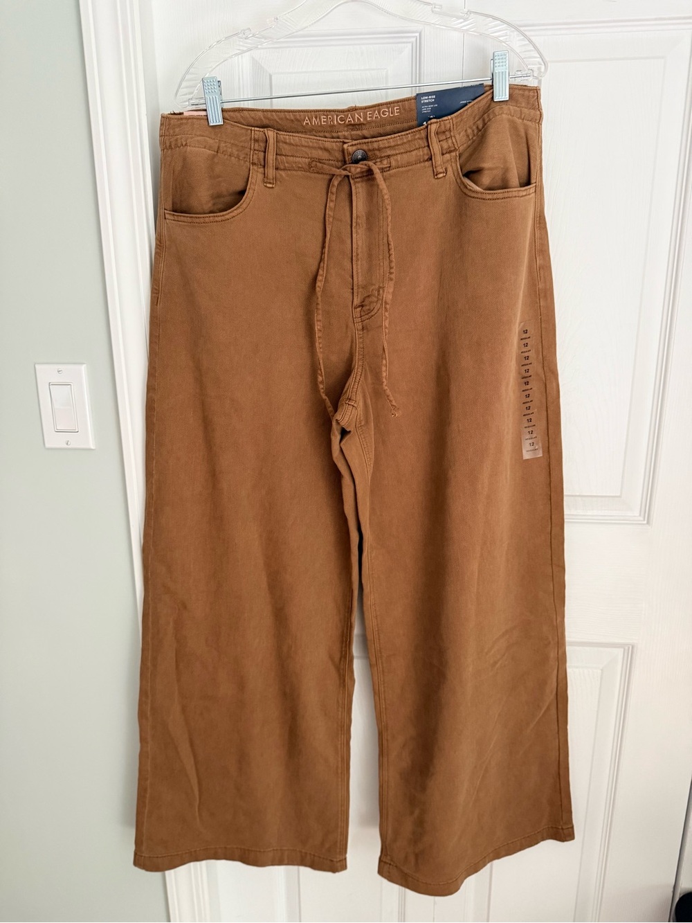 American Eagle Low Rise Ultra Wide Leg Tan Brown Pants Size 12 Regular 31W
